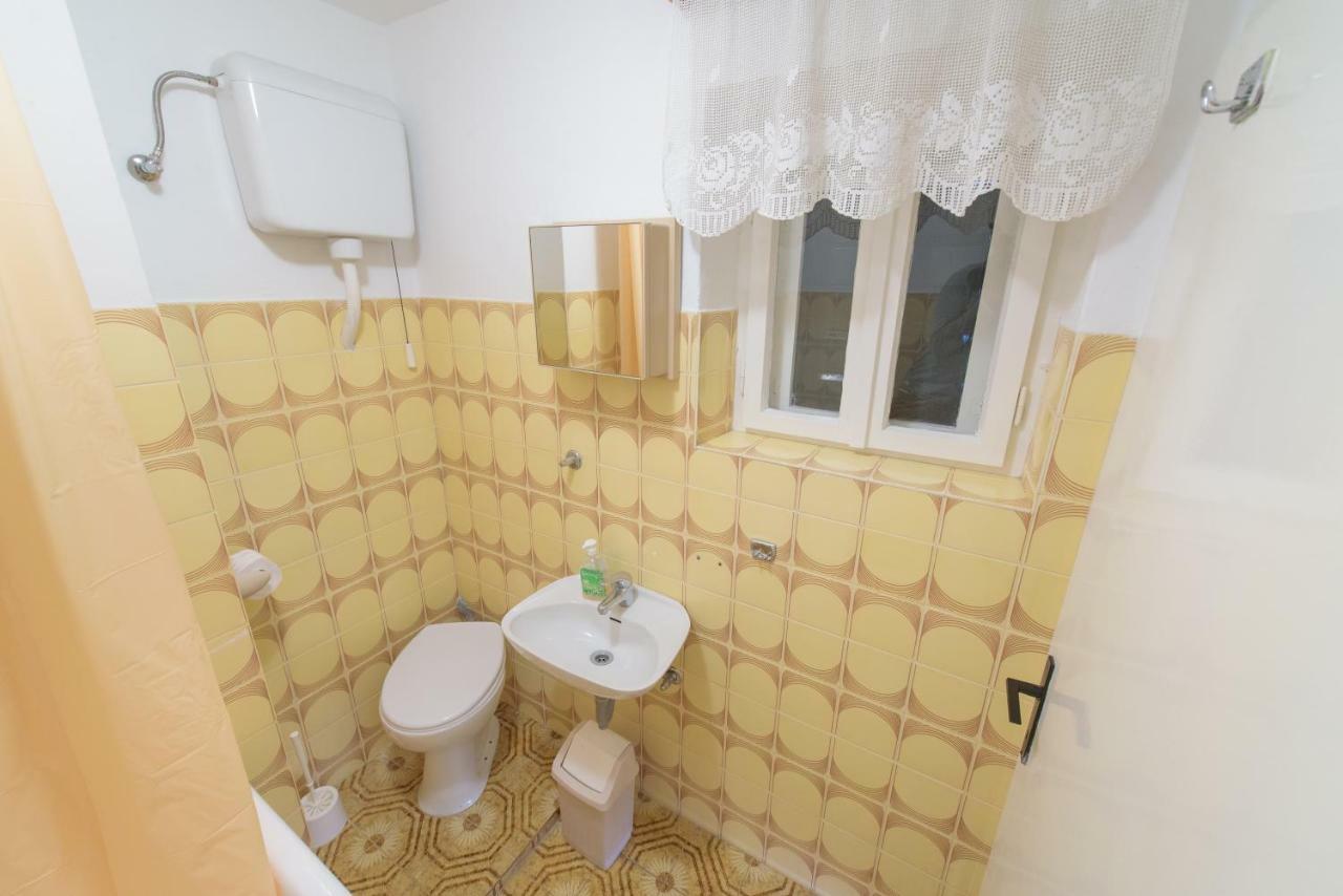 Apartman Lucijan Kaštela 外观 照片