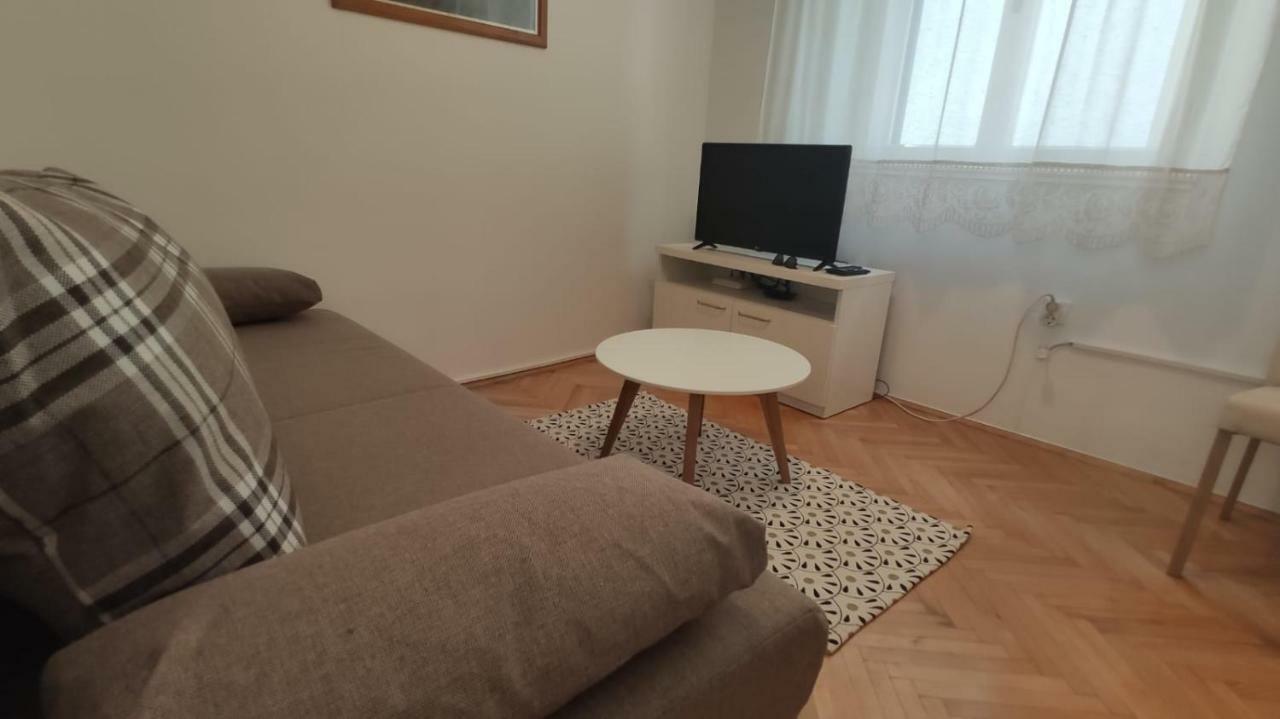 Apartman Lucijan Kaštela 外观 照片
