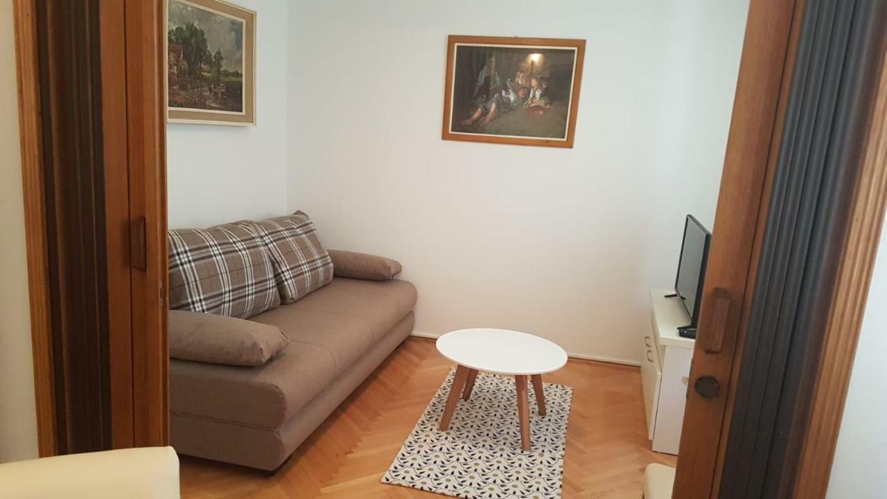 Apartman Lucijan Kaštela 外观 照片