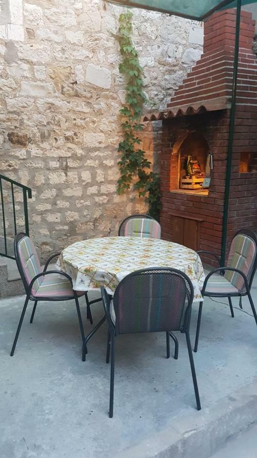 Apartman Lucijan Kaštela 外观 照片